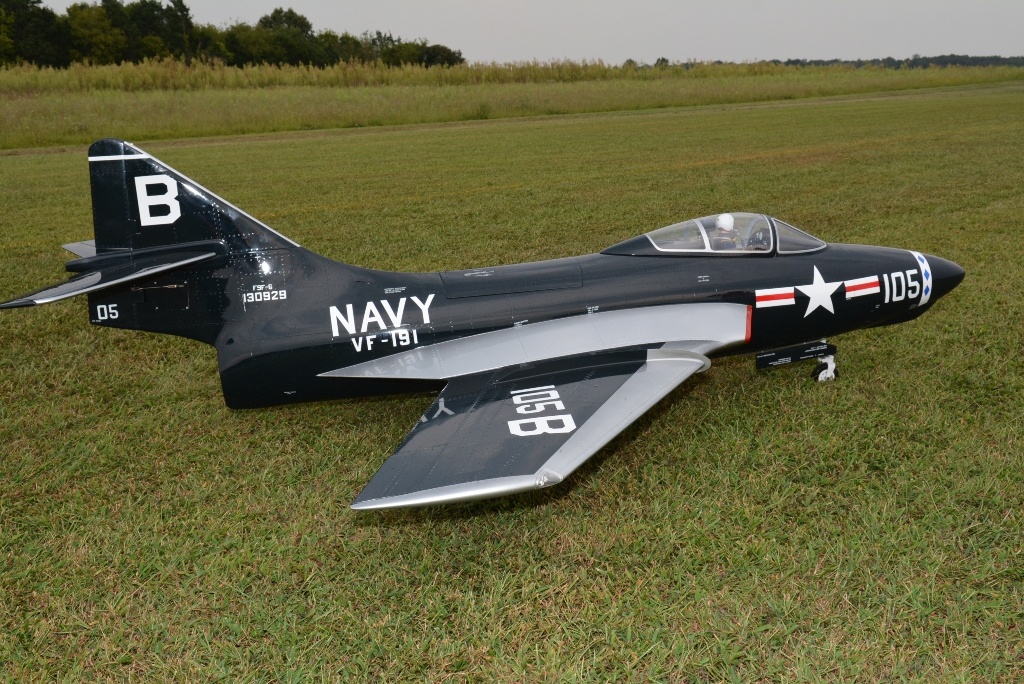 BV F-9F Cougar (1)